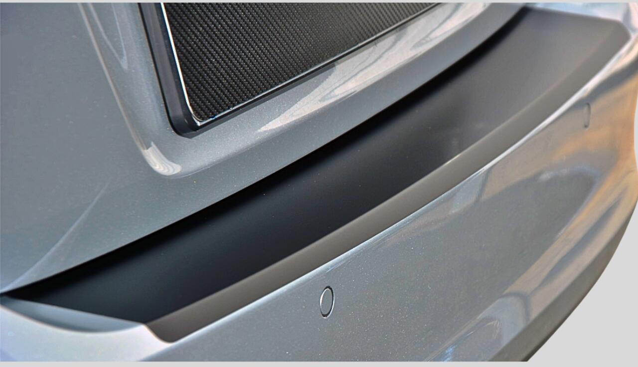 Ladekantenschutz für VW GOLF SPORTSVAN (BJ 2014–2020) aus PVC–Schutzfolie, schwarz matt - VW GOLF