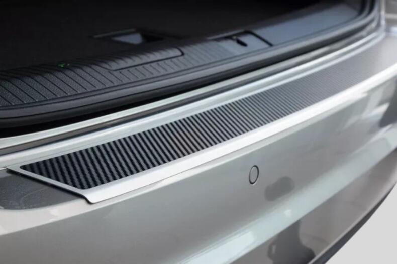 Ladekantenschutz für SMART FORFOUR W453 (BJ 2014–2021) – Aluminium eloxiert, Titan gebürstet,